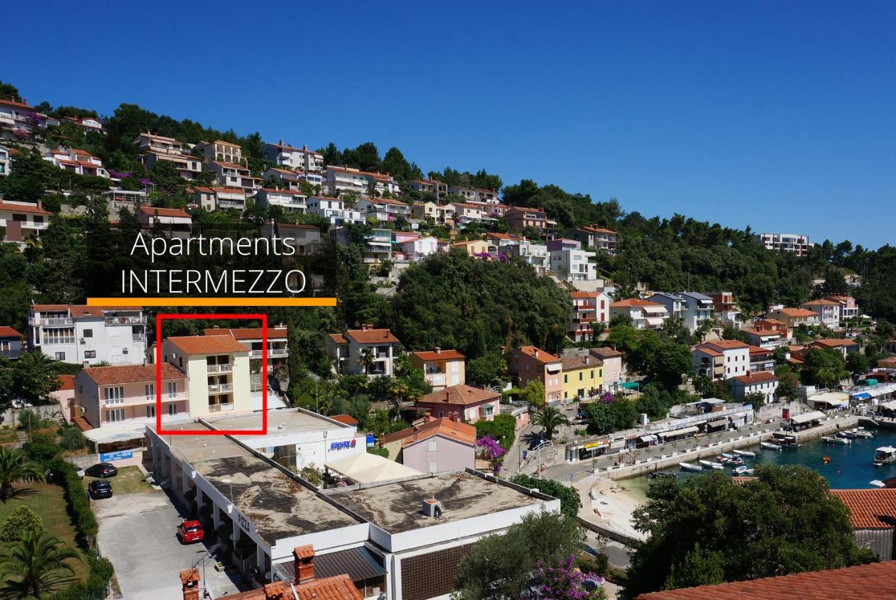 Apartment Suzie Q - Intermezzo With Sea View Rabac Eksteriør bilde